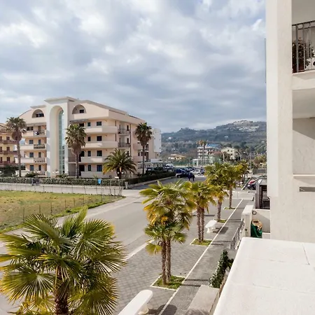Palazzo Mediterraneo Appartamento Tortoreto